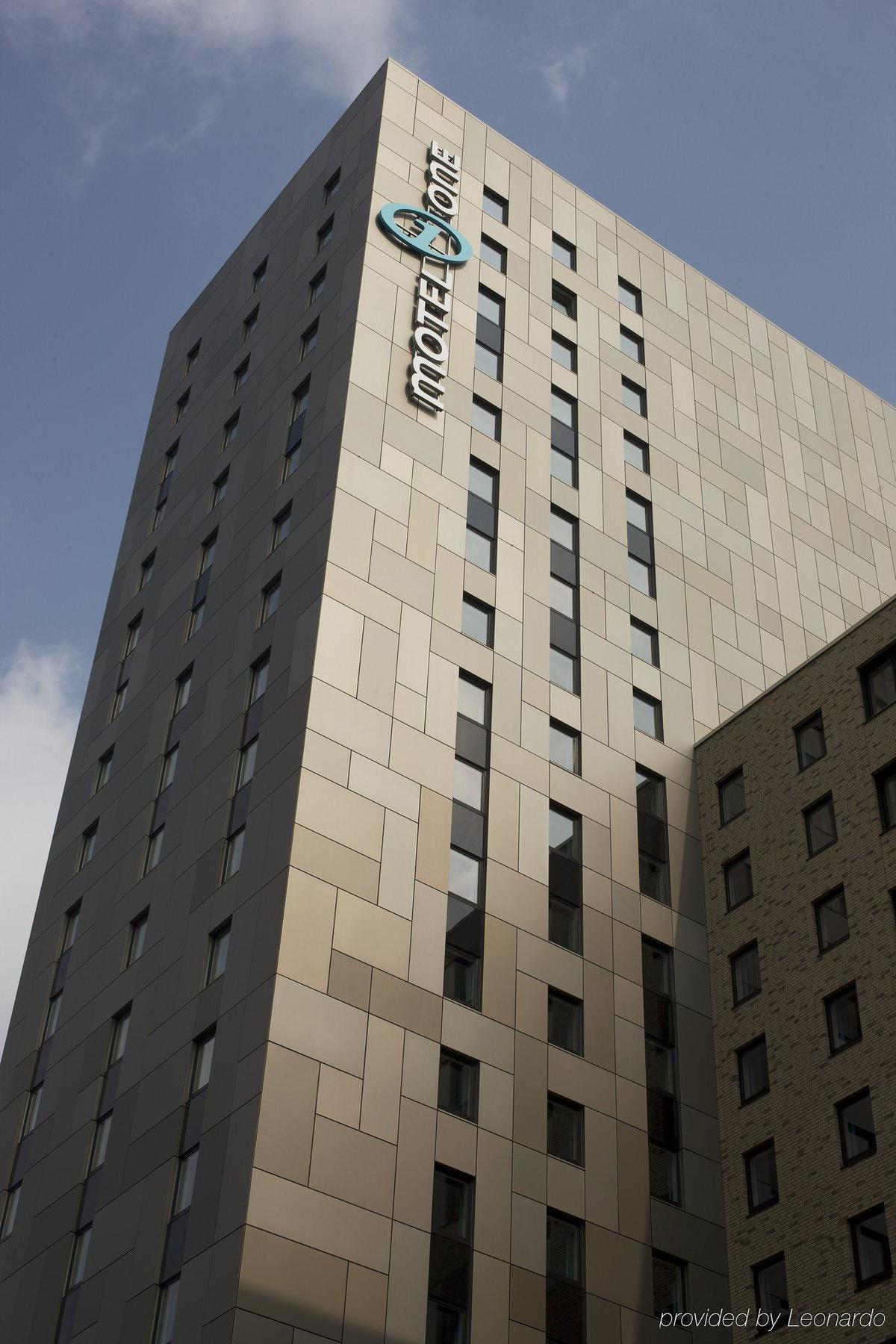 One Hamburg-alster Hotel 3*