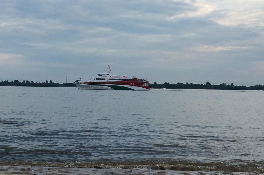 Luetthues Blankenese *