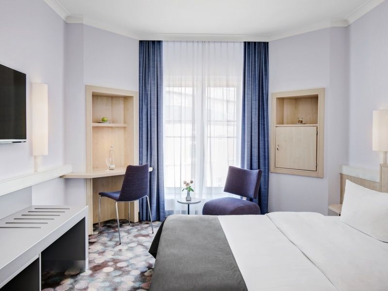 Intercityhotel Altona Hotel 3*