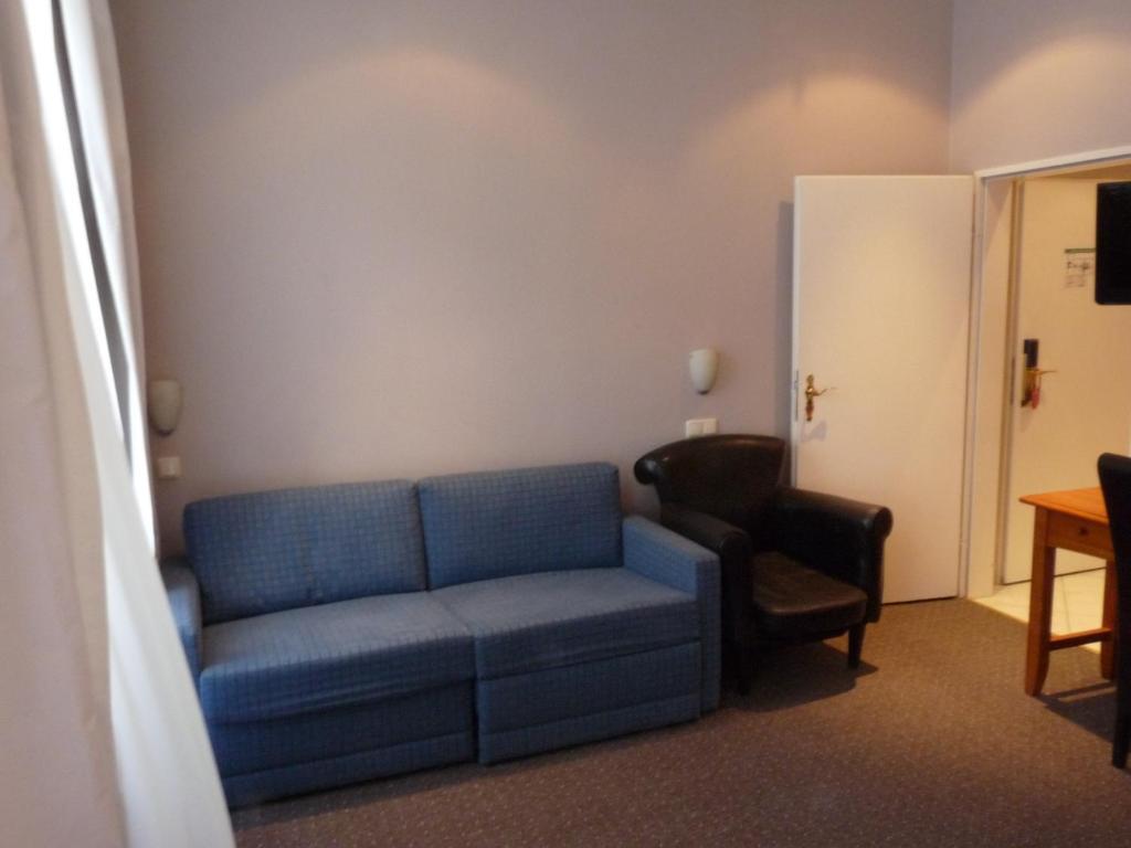 Hotel 66 2*