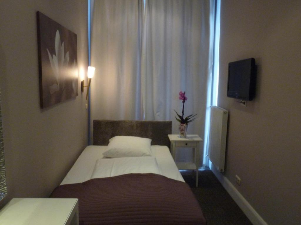Hotel Commodore
