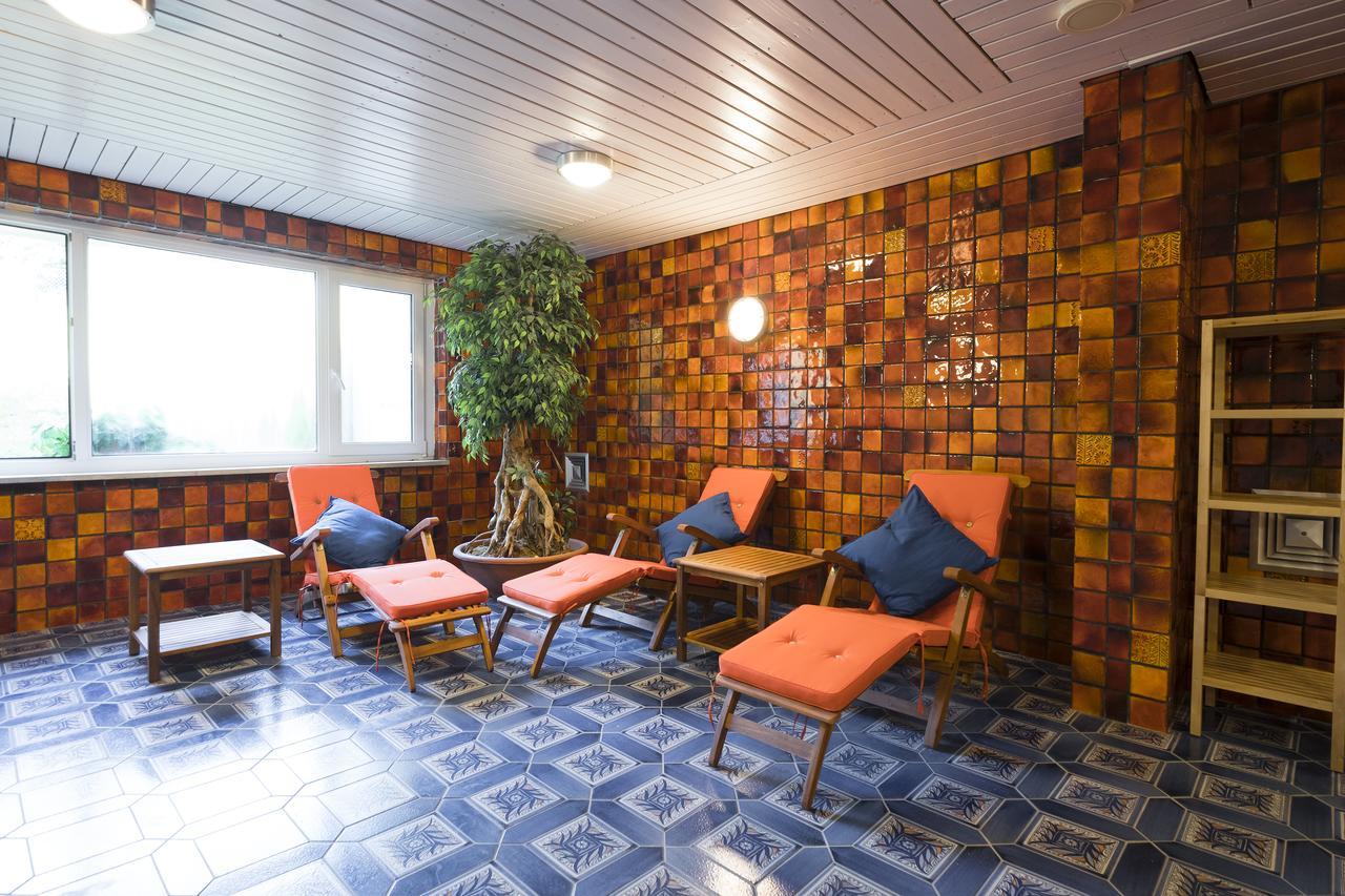Kleinhuis Mellingburger Schleuse Hotel 4*