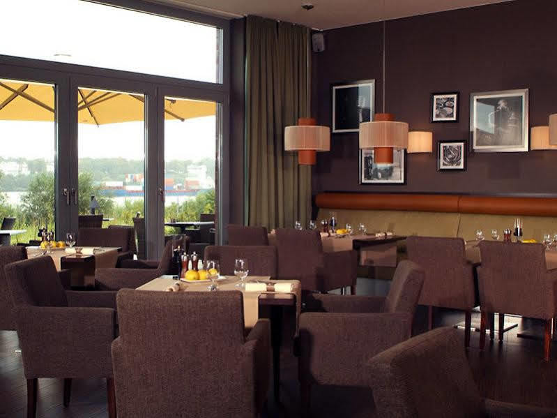 Golden Tulip Aviation Hotel 4*