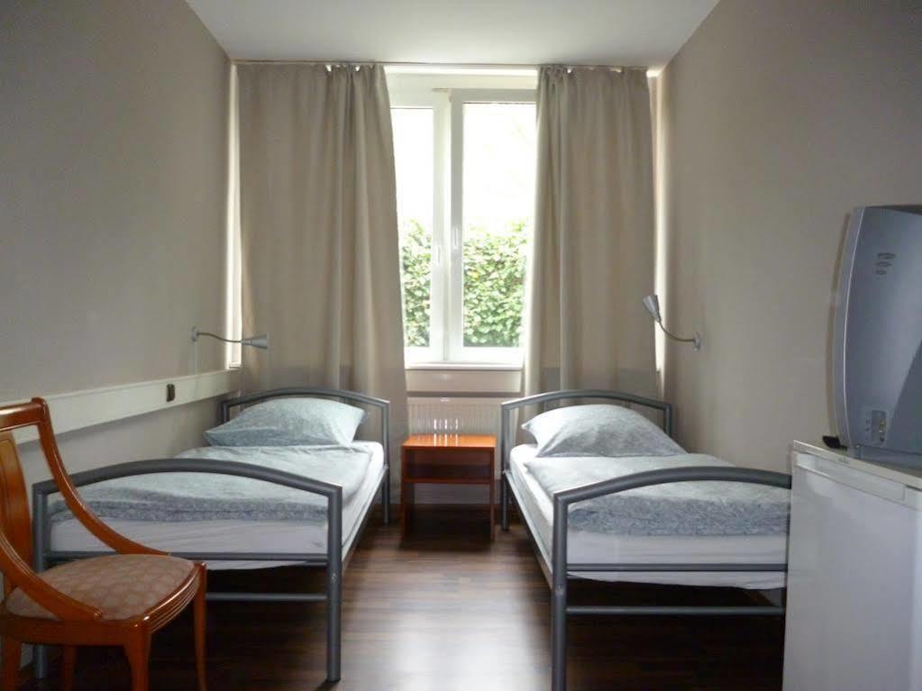 Bergedorf Haus 9 Gasthof *