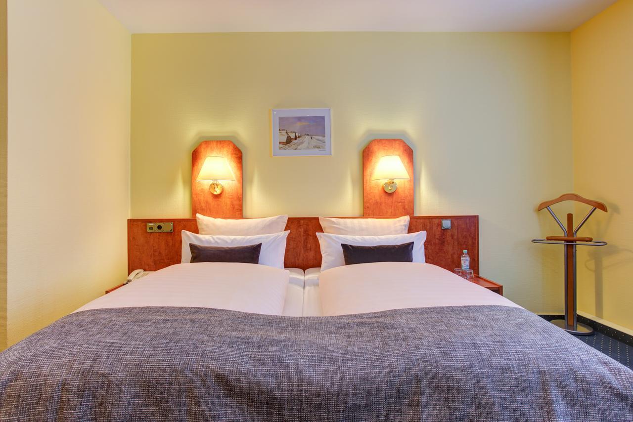 Hotel Elbinsel Free Parking