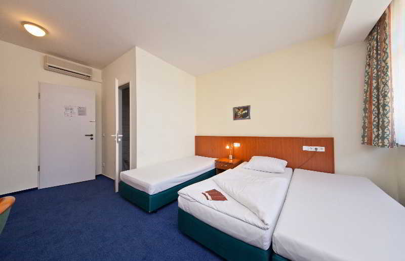 Arcadia Belmondo Hotel Hamburg