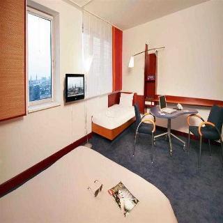 Novotel Hotel 3*