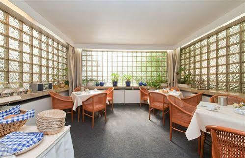 Hotel Centrum Commerz Am Bahnhof Altona Hamburg