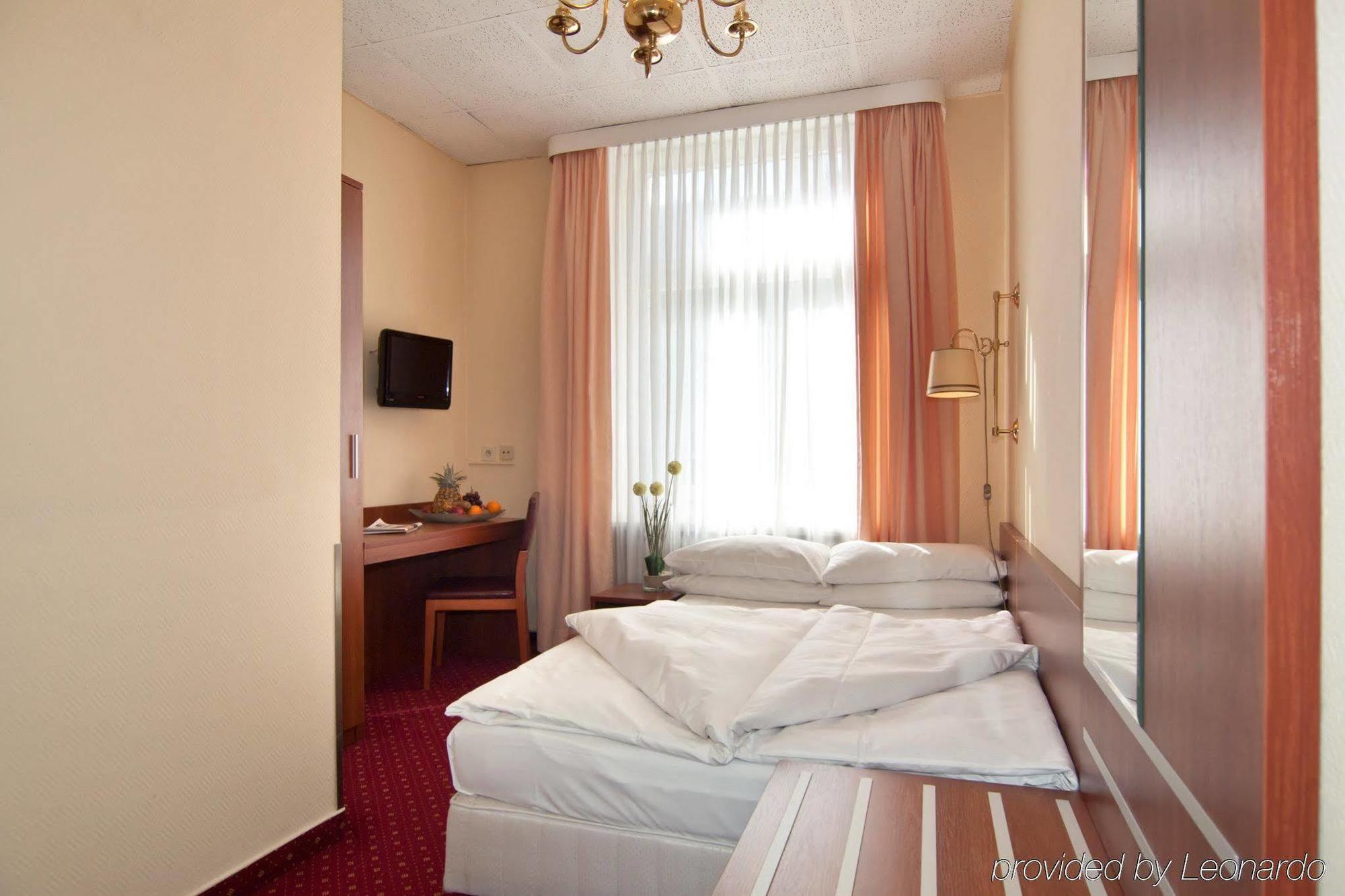 Novum Kronprinz Hauptbahnhof Hotel Hamburg