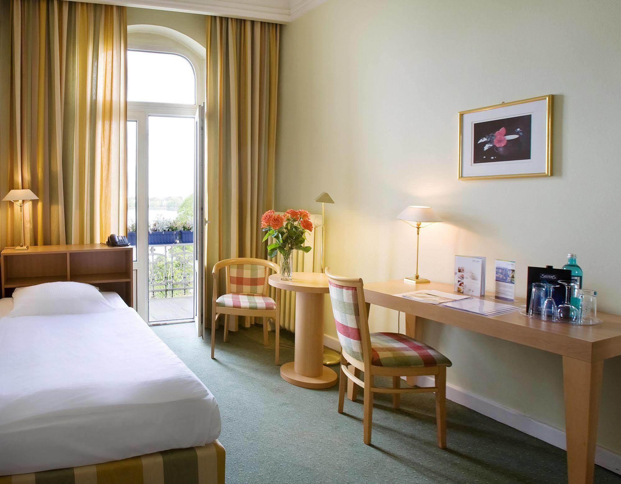Relexa Bellevue An Der Alster 3*
