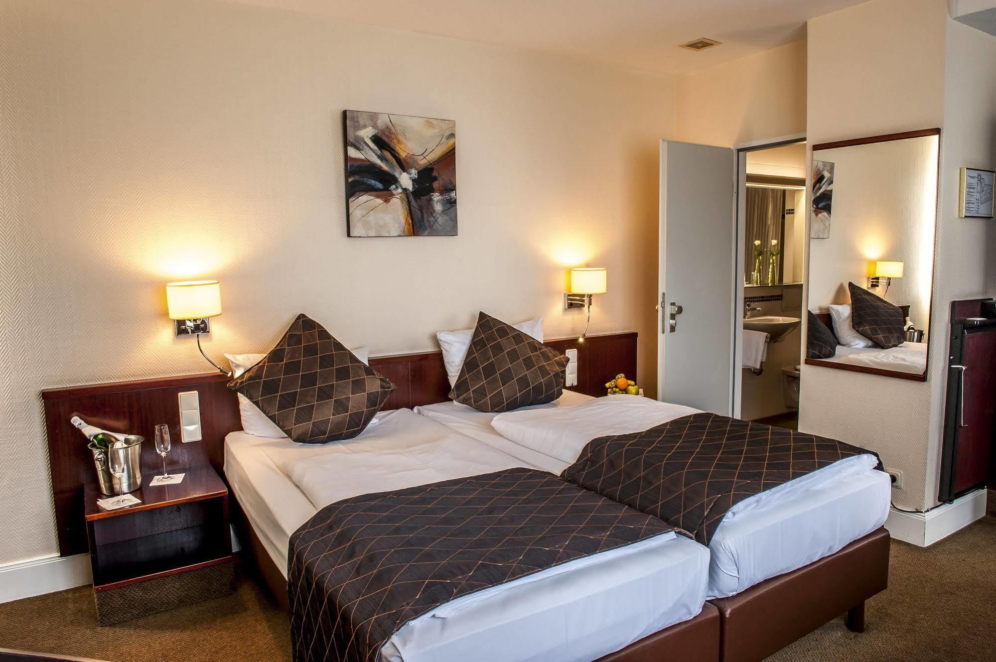 Hotel Leonardo Elbbruecken Hamburg