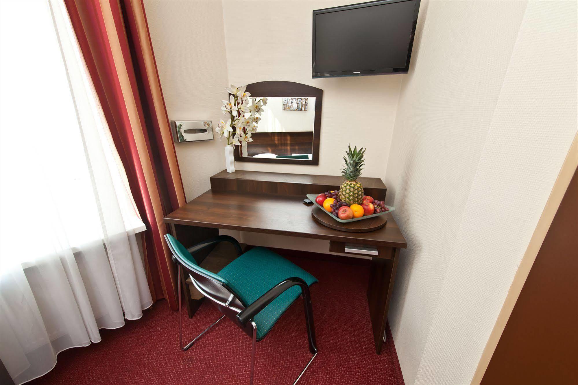 Hotel Polo Am Zob Hamburgo