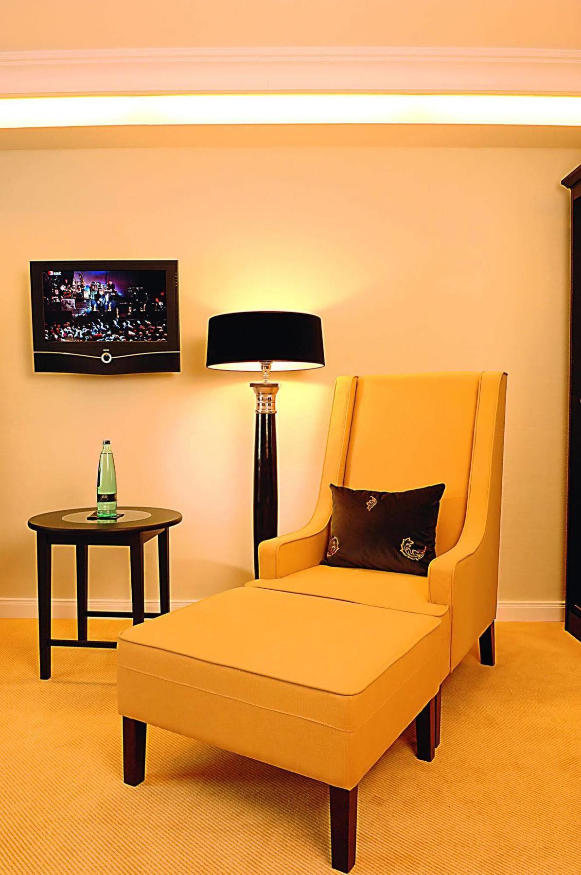 Business & More 4* Hamburgo