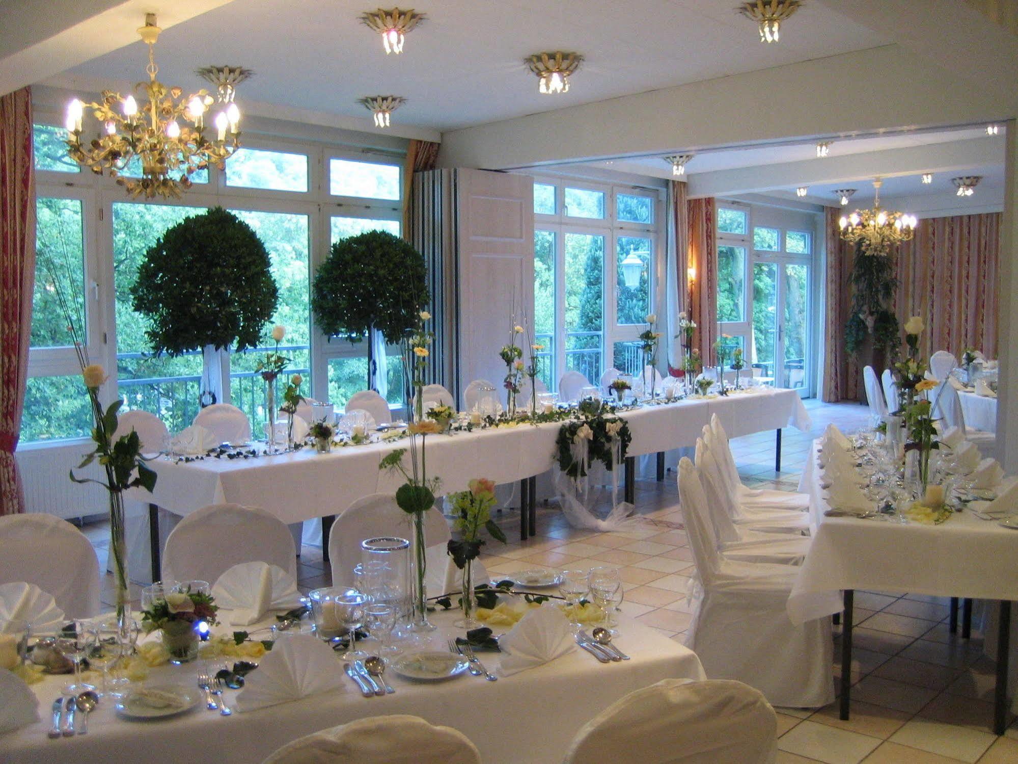 Kleinhuis Mellingburger Schleuse Hotel