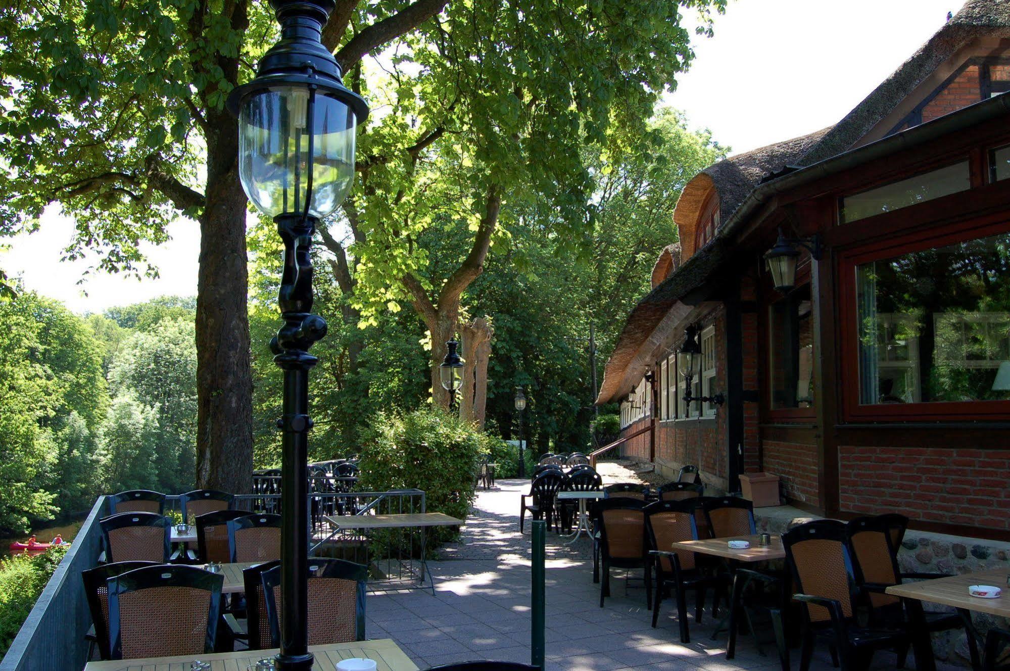Kleinhuis Mellingburger Schleuse Hotel