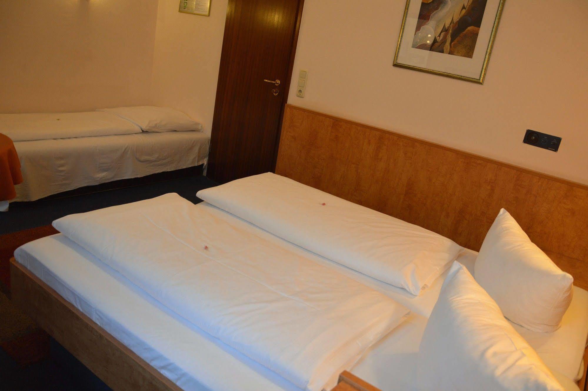 Steens Hotel Hotel