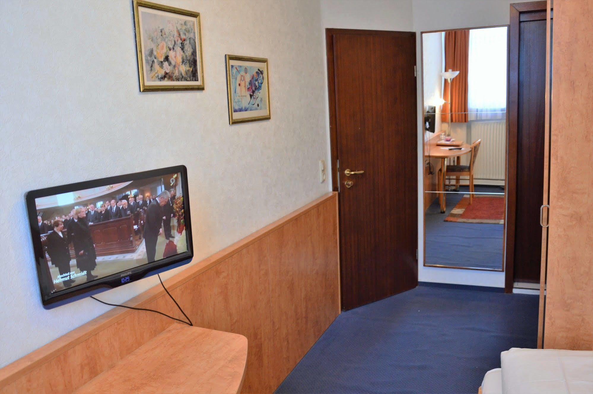Steens Hotel Hotel