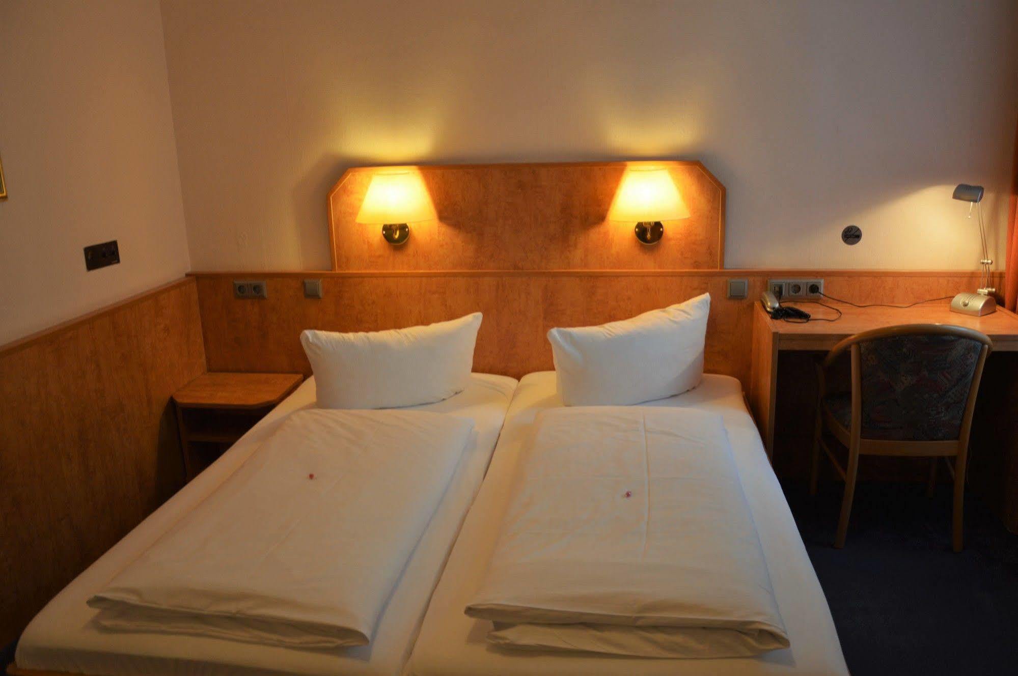 Hotel Steens Hotel 3*