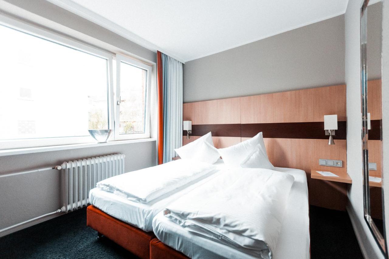 Am Rothenbaum 3* Hamburg