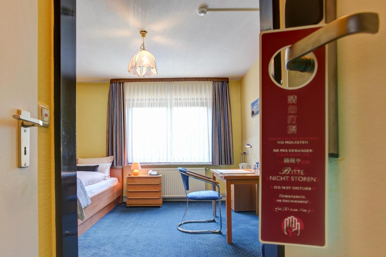 Elbinsel Free Parking 3* Hamburg