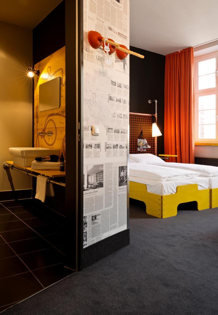 Hotel Superbude Hamburg St Pauli 3*