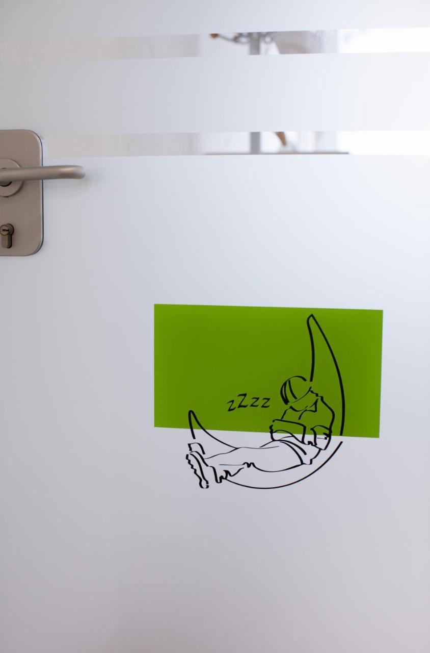 Hostel Monteurzimmer In Mitte Bei Hansezimmer