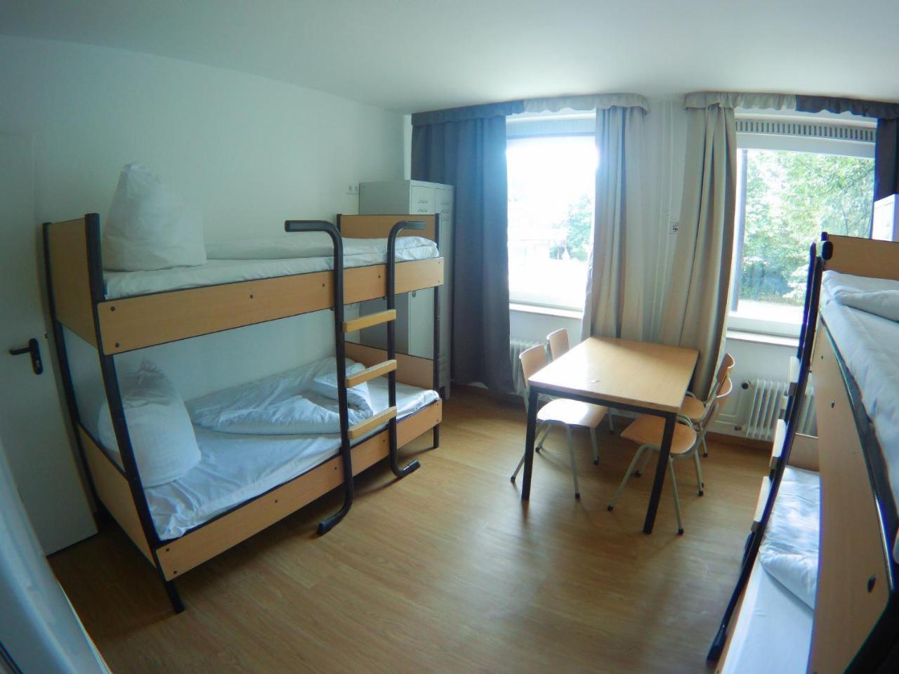 Hostel Monteurzimmer In Mitte Bei Hansezimmer