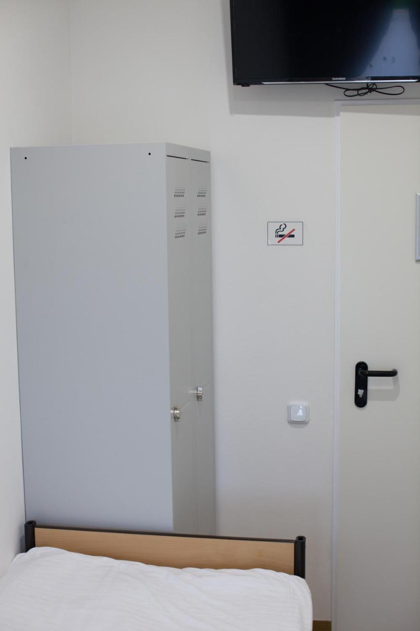 Monteurzimmer In Mitte Bei Hansezimmer Hostel *
