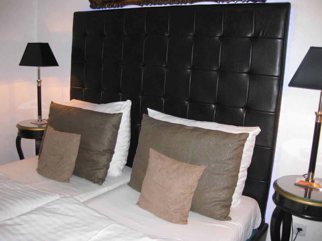 Boulevard Hotel 4*