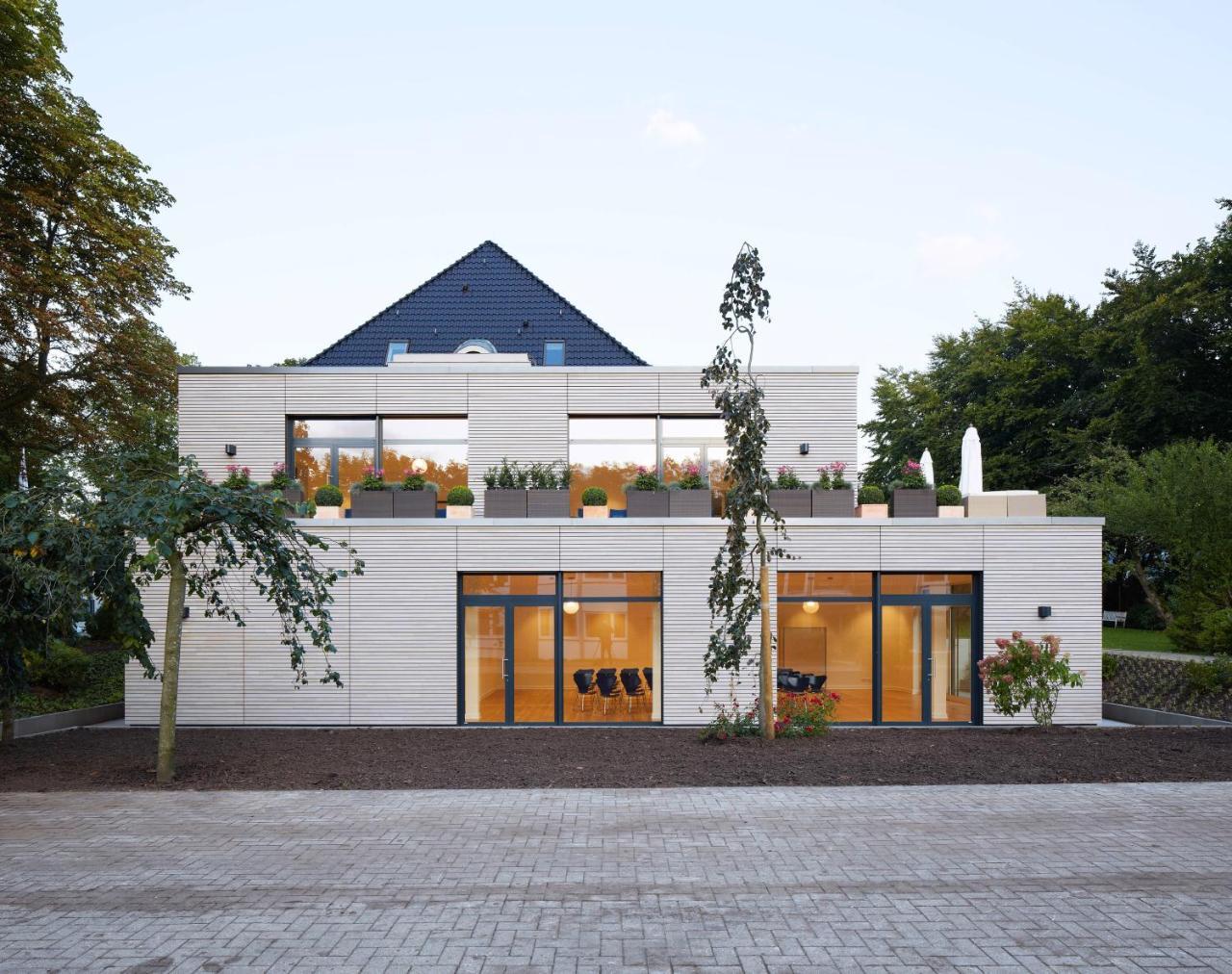 Haus Rissen Gaestehaus Hamburg