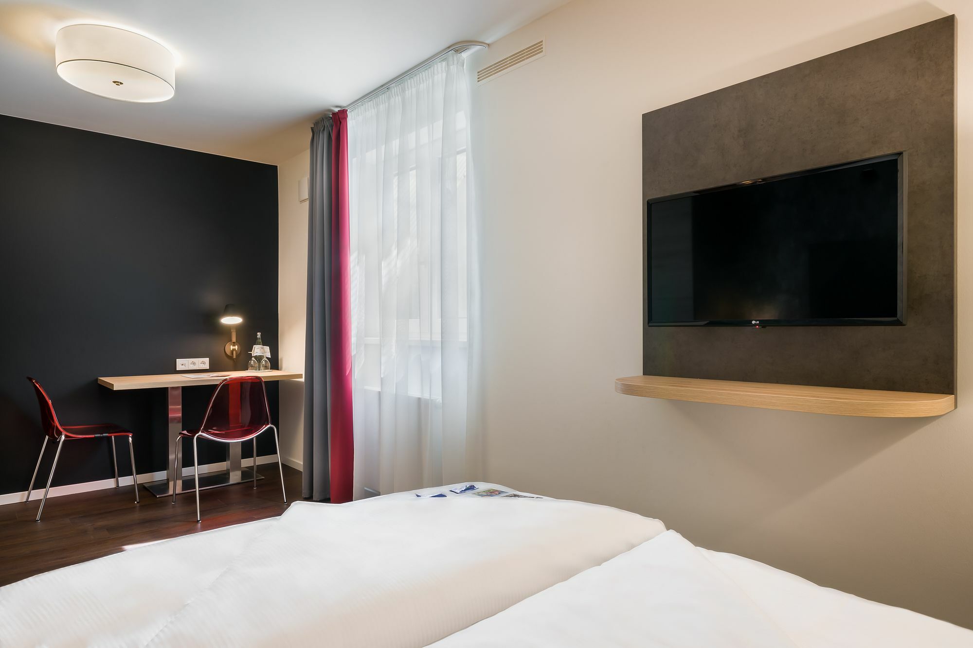 Signature East 3* Hamburgo