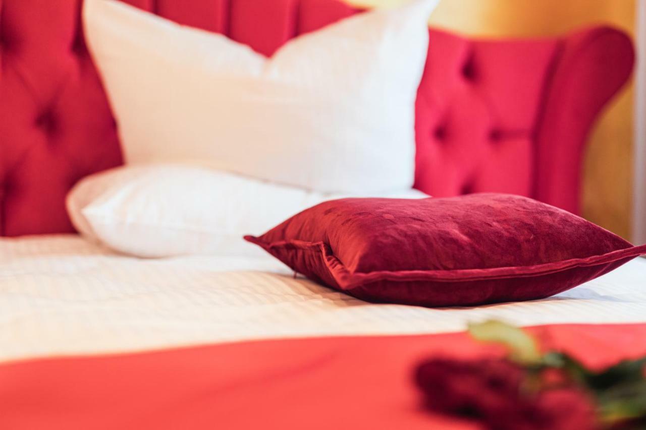 Hotel Hamburger Perle 3*