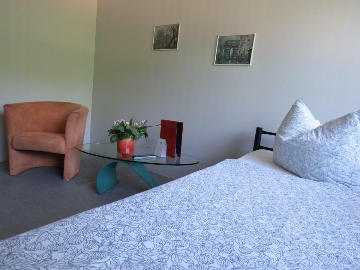 Zimmervermietung Hoffmann Hostel *