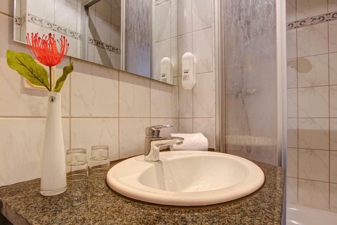 Hotel Elbinsel Free Parking 3* Hamburg