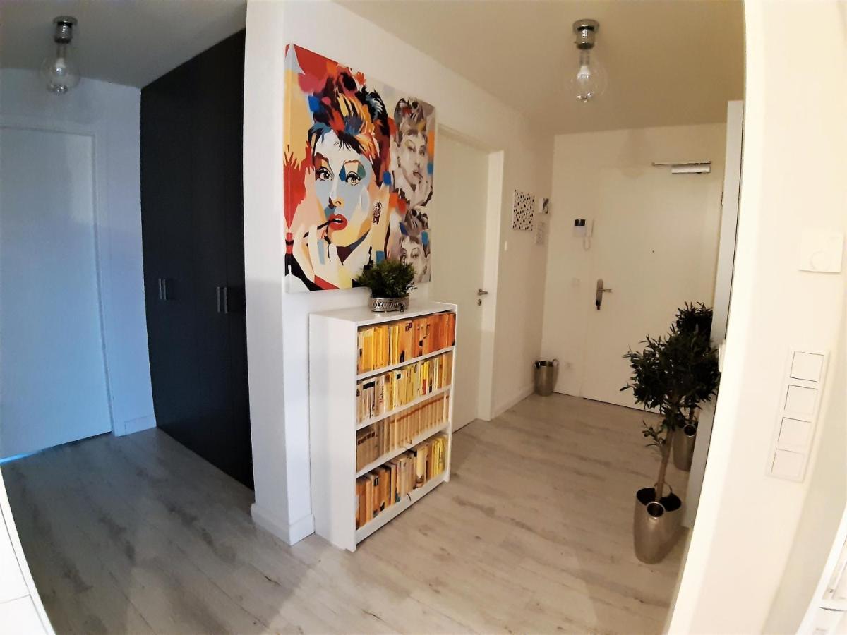 Zimmer Mit Balkon, Hamburg City Homestay