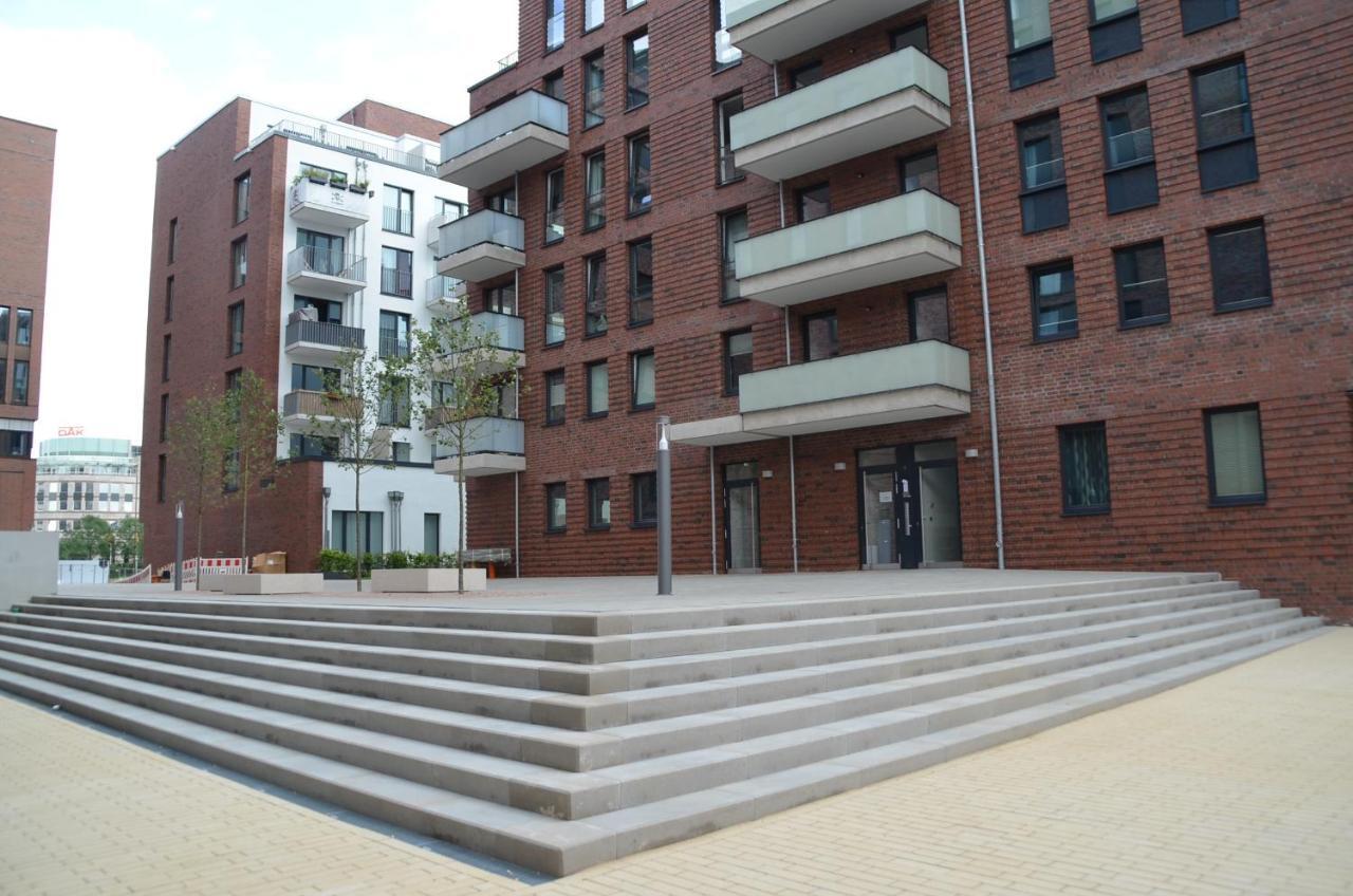 Zimmer Mit Balkon, Hamburg City Homestay *