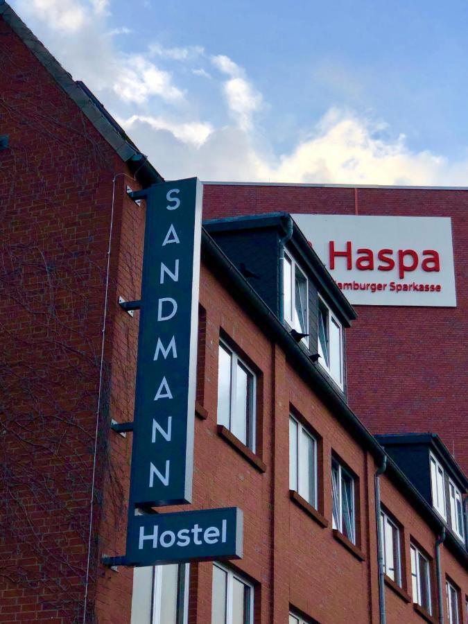 Sandmann Boutique Hostel *