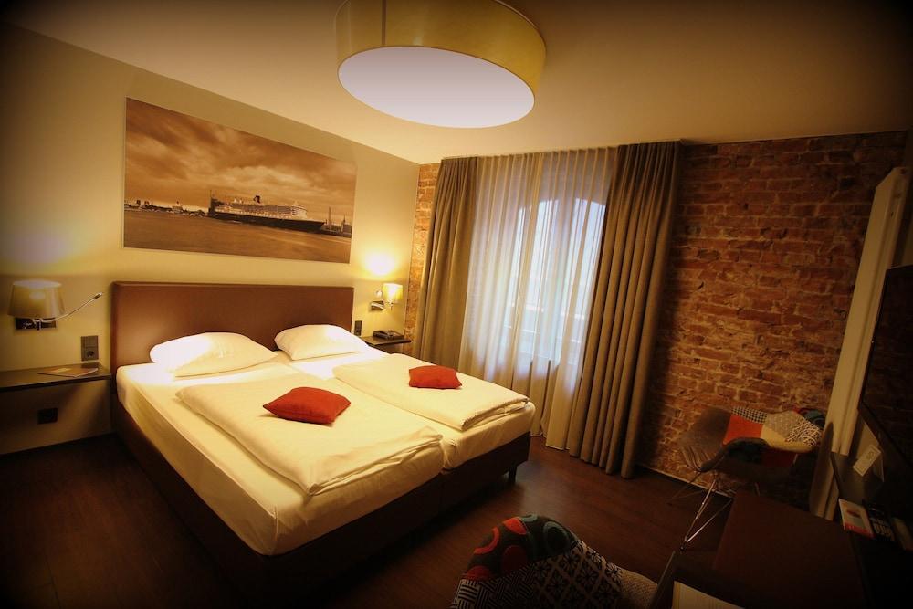Hotel Volksschule Hamburg