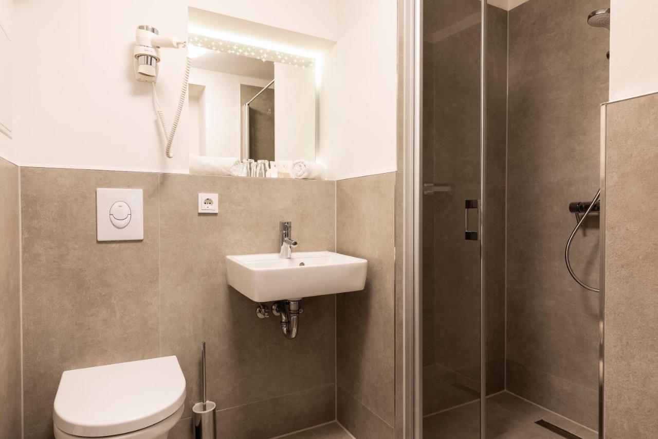 Apricot 3* Hamburg