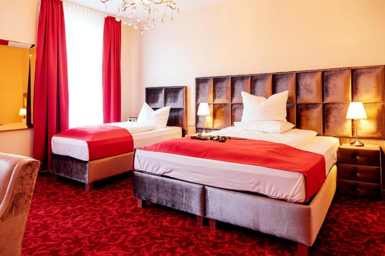 Hotel Hamburger Perle 3*