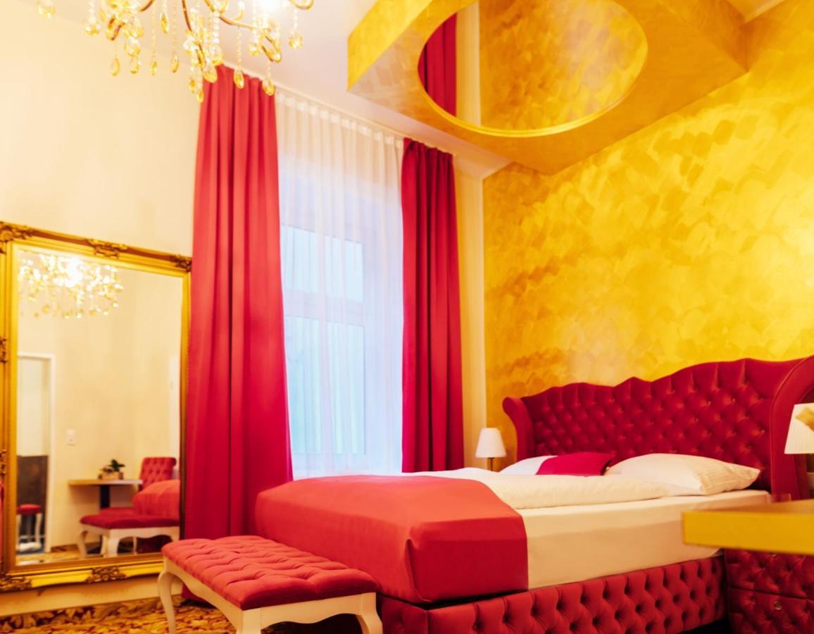 Hotel Hamburger Perle Hotel 3*