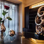 Hotel Savoy
