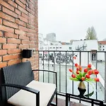 Hotel West