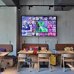 Moxy Hamburg City