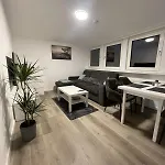 Modern Comfort In Central Hamburg 3 Room Apartment