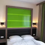 Novum Style Hotel Accord