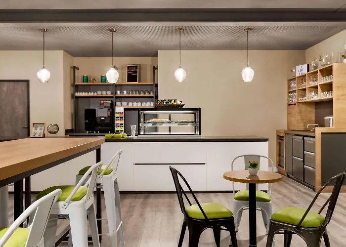 Super 8 by Wyndham Hamburg Mitte
