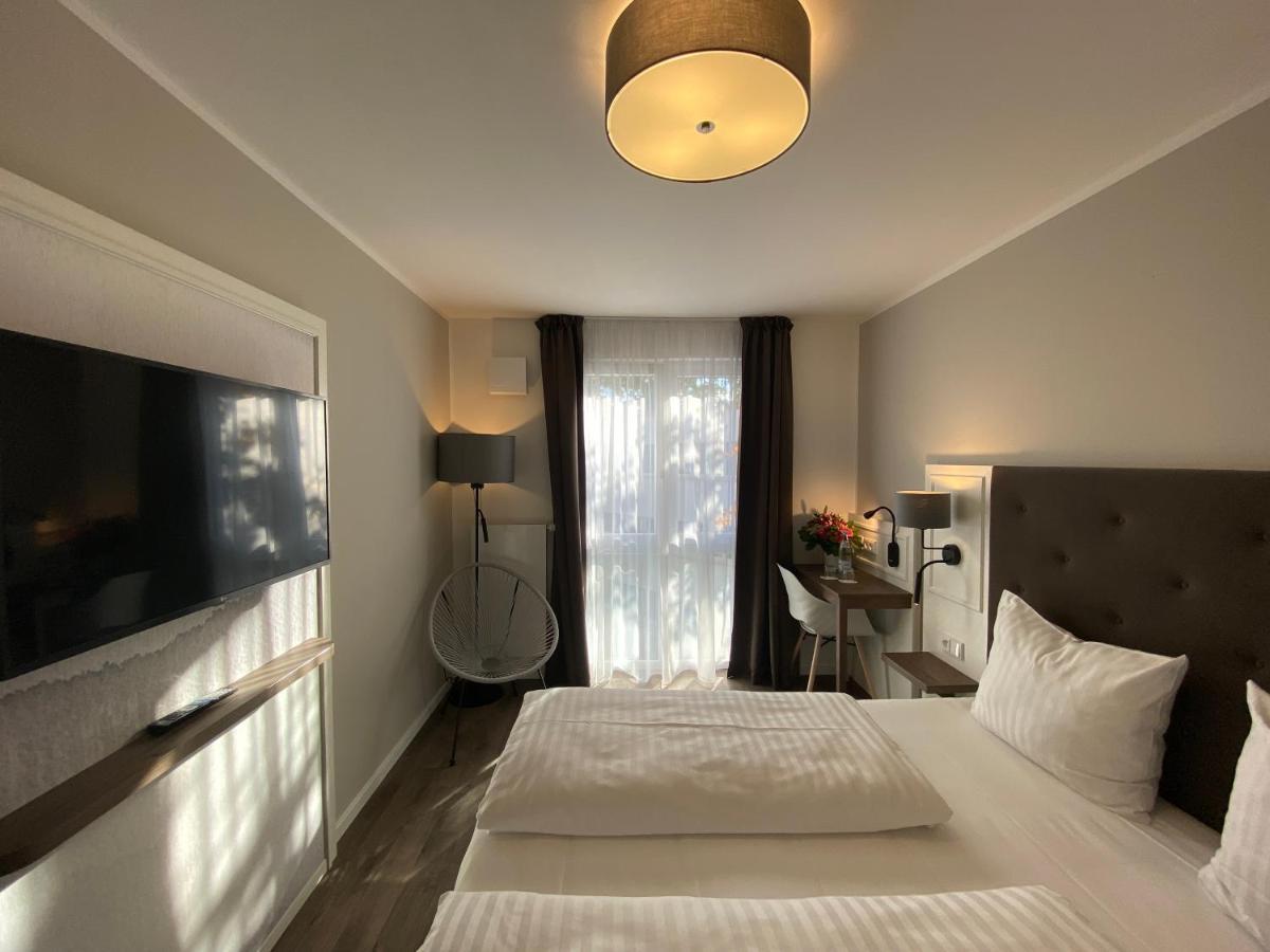 Signature East Falk Hotel 3*