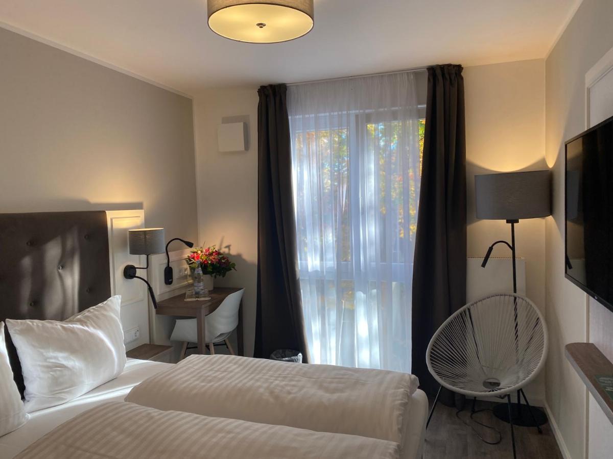 Signature East Falk Hotel