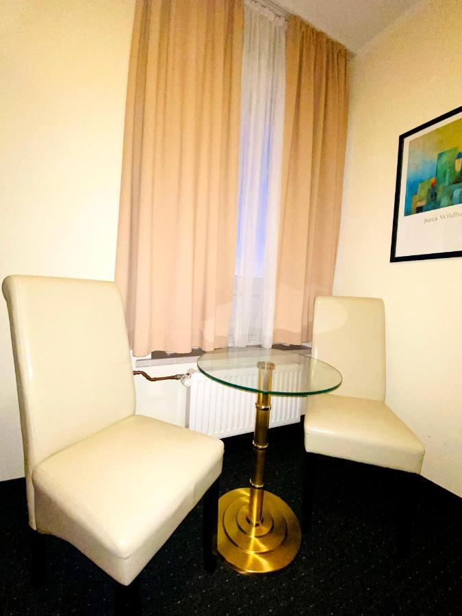 Hansehof 3*